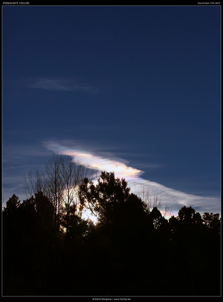 Irisierende Wolken