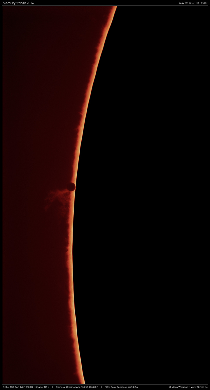 Foto zum Merkurtransit 2016: Merkur beim ersten Kontakt in H-Alpha.