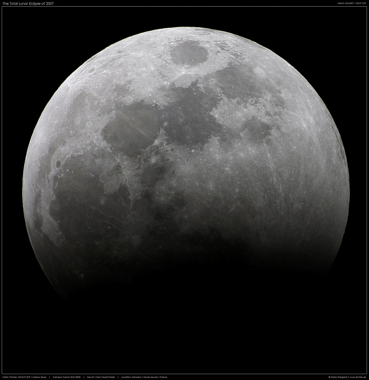 Totale Mondfinsternis 2007: Partielle Phase