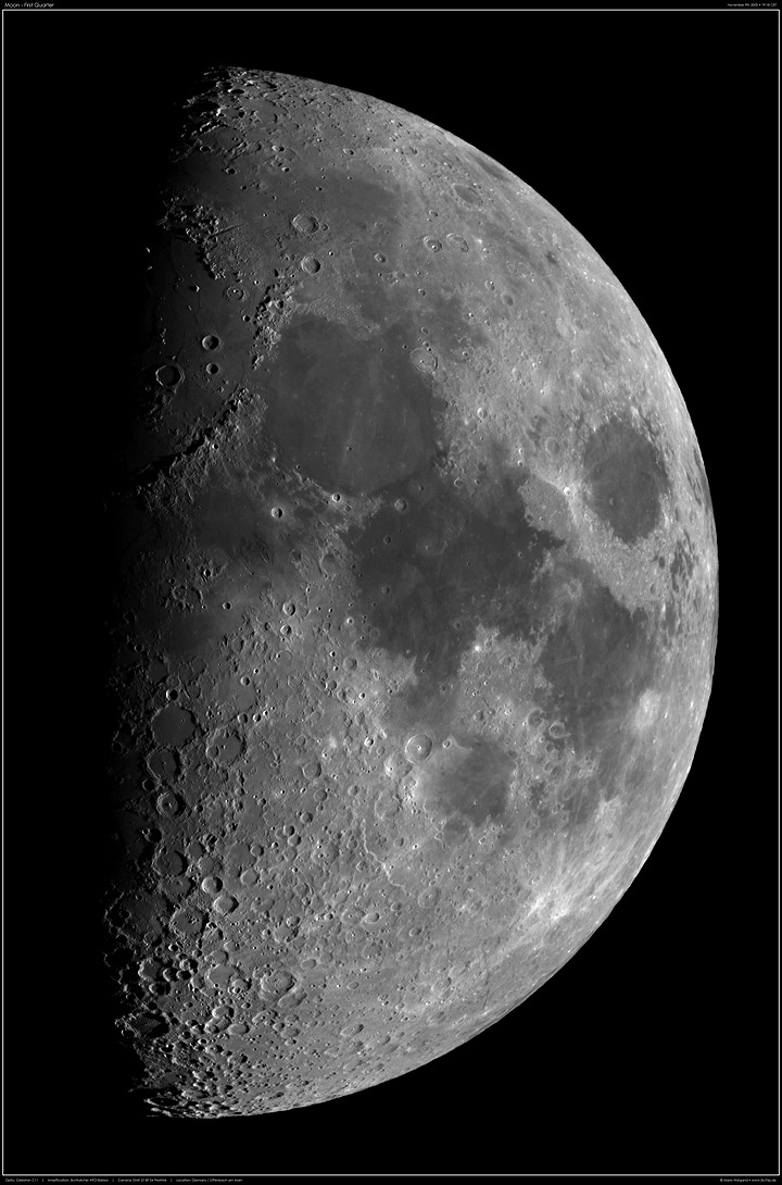 Mondmosaik bei erstem Viertel