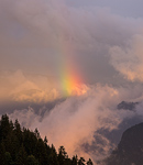 Regenbogen über den Alpen II