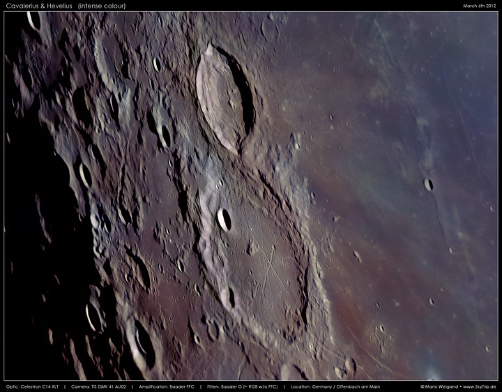 Mondfoto: Cavalerius & Hevelius mit verstärkten Farben