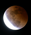 Mondfinsternis 2007, Bild 10: Nach der totalen Phase