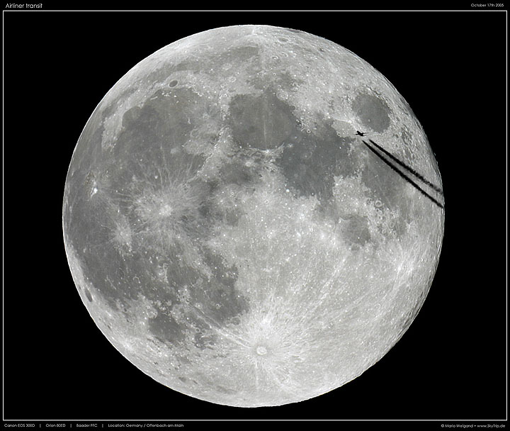 Vollmond mit Flugzeug-Transit